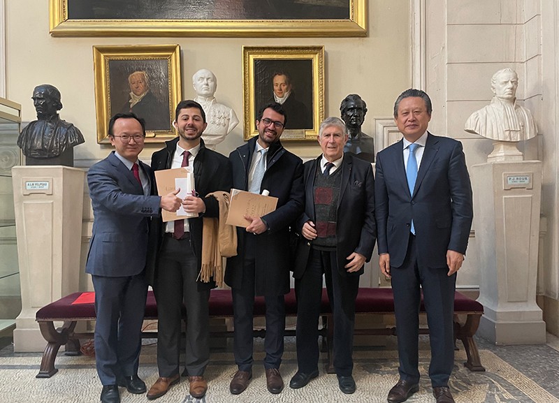 第五届“夏邦克-杜博赛奖”