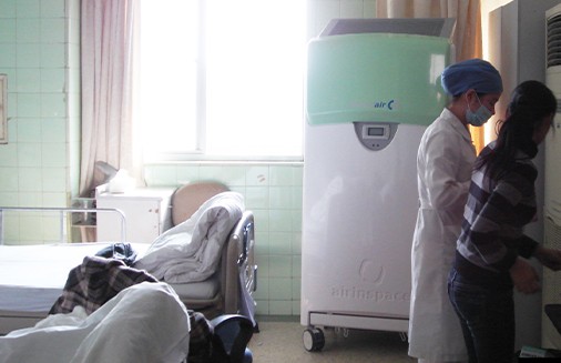  上海胶州路特大火灾事故，爱茵斯贝低温等离子空气消毒设备助力上海长海医院治愈重症烧伤患者。